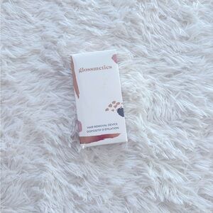 🤍 New! Glossmetics Hair Removal Device
